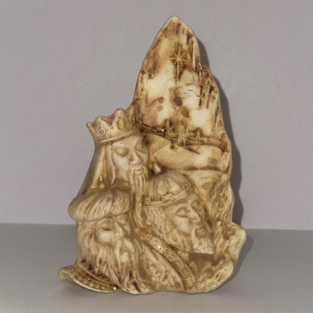 Three Wise Men 5.5" Figurine Cream Gold‎ Accents Christmas Religious Collectible